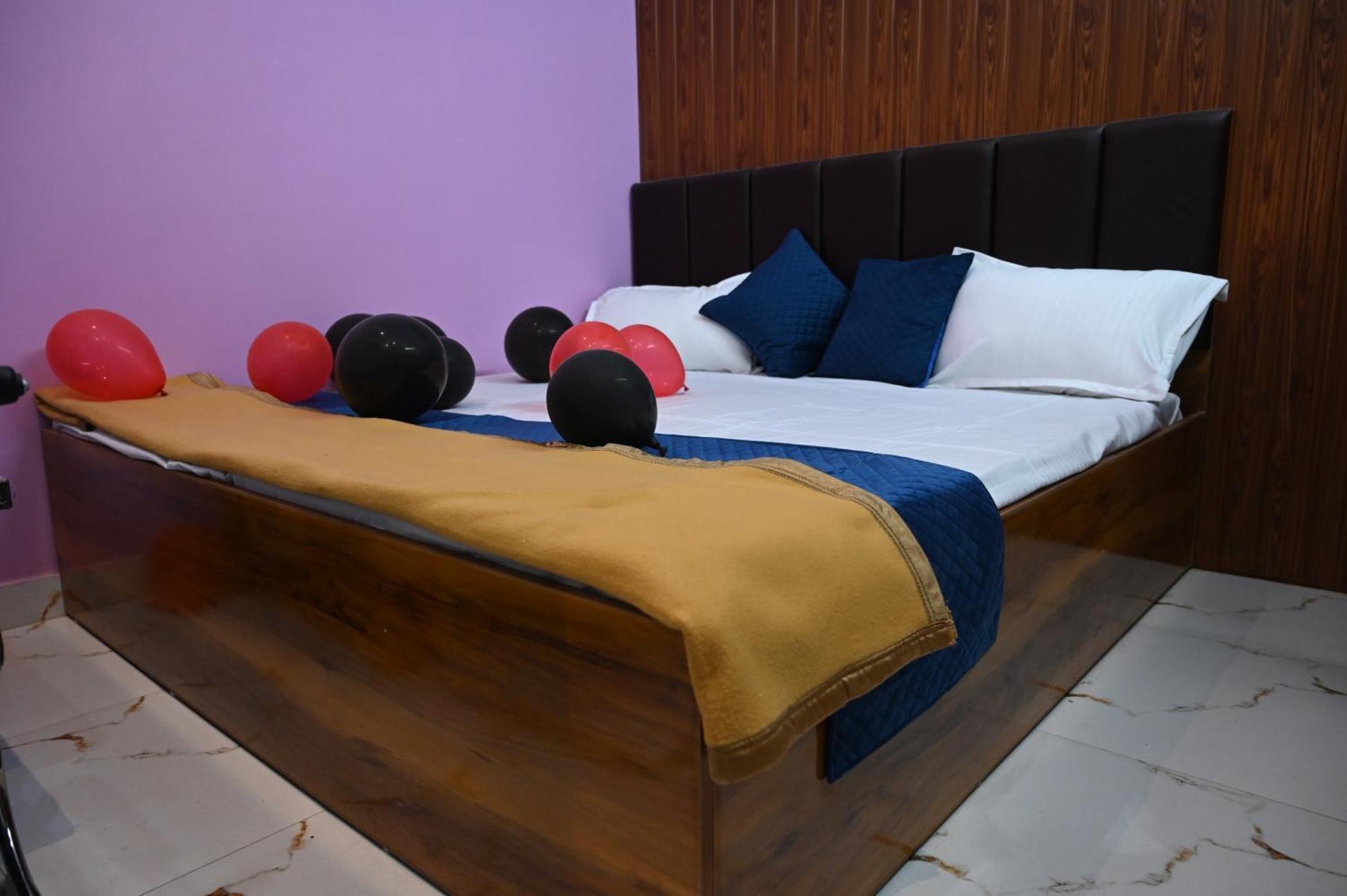 Hotel Ayodhya Paying Guest Exterior foto