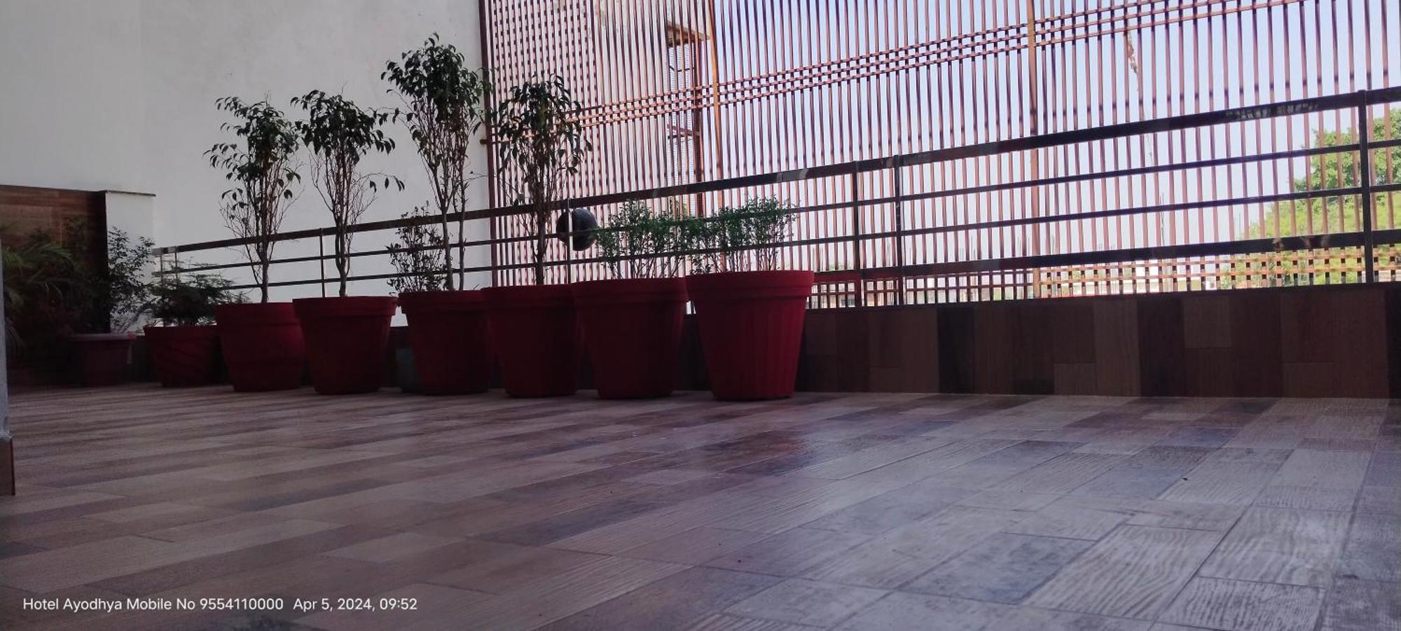 Hotel Ayodhya Paying Guest Exterior foto