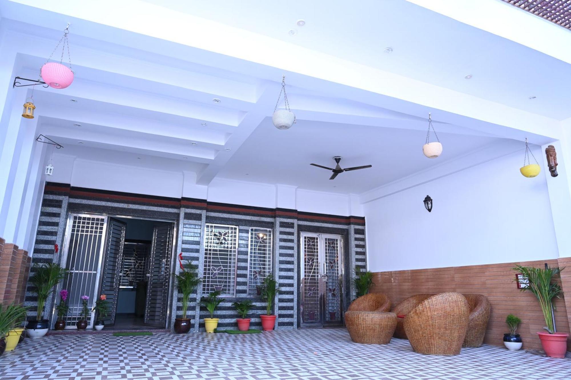 Hotel Ayodhya Paying Guest Exterior foto
